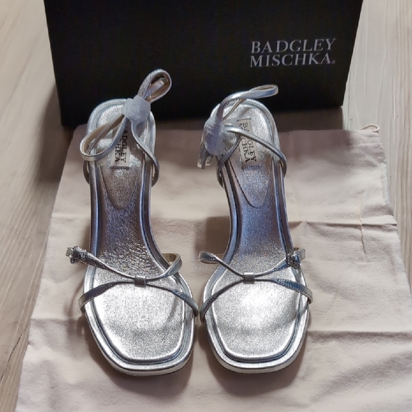 Badgley Mischka Women's Brynna Heeled Sandal - Picture 2 of 8